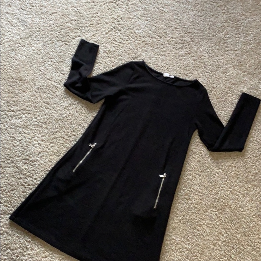 GAP black dress